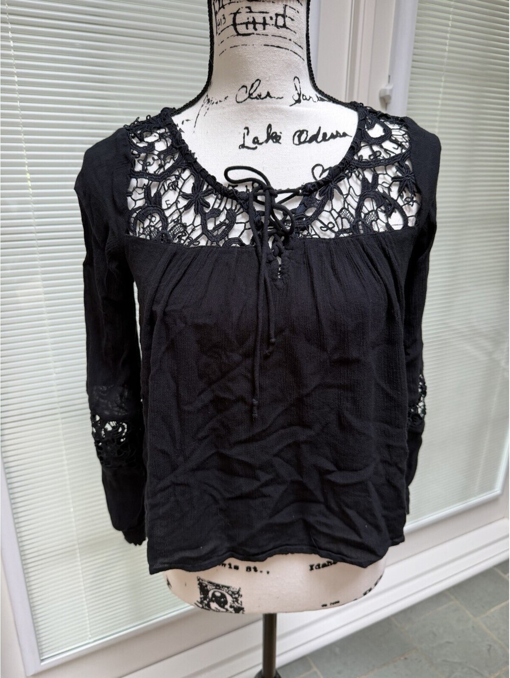 Hollister's Blace Lace Long Sleeve Peasant Cut Out Shirt. EUC. Size S